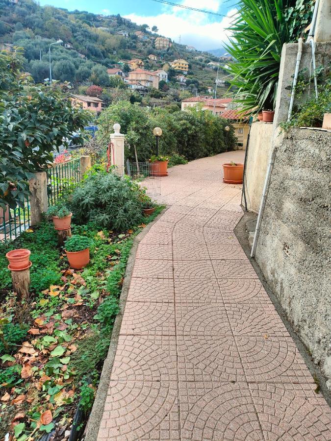Casa Sanremo Tiziano Parking Gratis Spiaggia 15 Minuti A Piedi Exterior photo